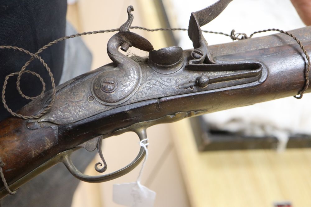An 18th century flintlock blunderbuss, overall length 74cm